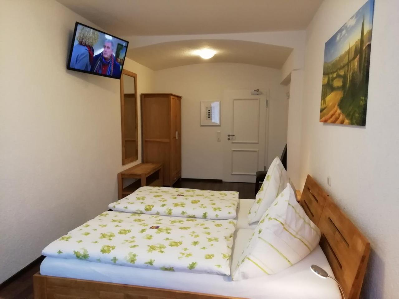 Isenburger Hof 2*